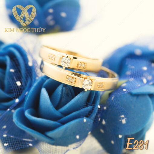 Nhẫn cưới E281 phù hợp với cặp đôi yêu thích sự sang trọng