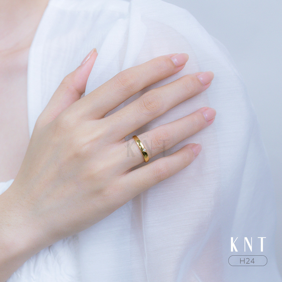 Nhẫn cưới H24 khắc tên hoặc ngày cưới miễn phí