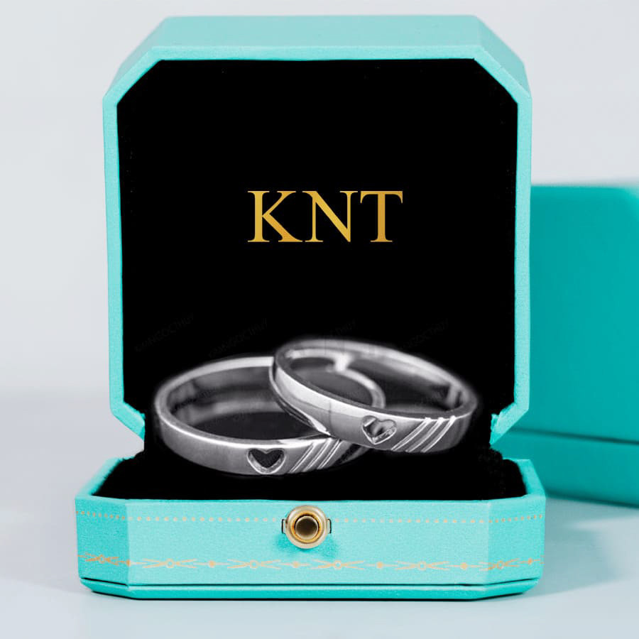 Nhẫn cưới C4 hoạ tiết hình tim độc đáo