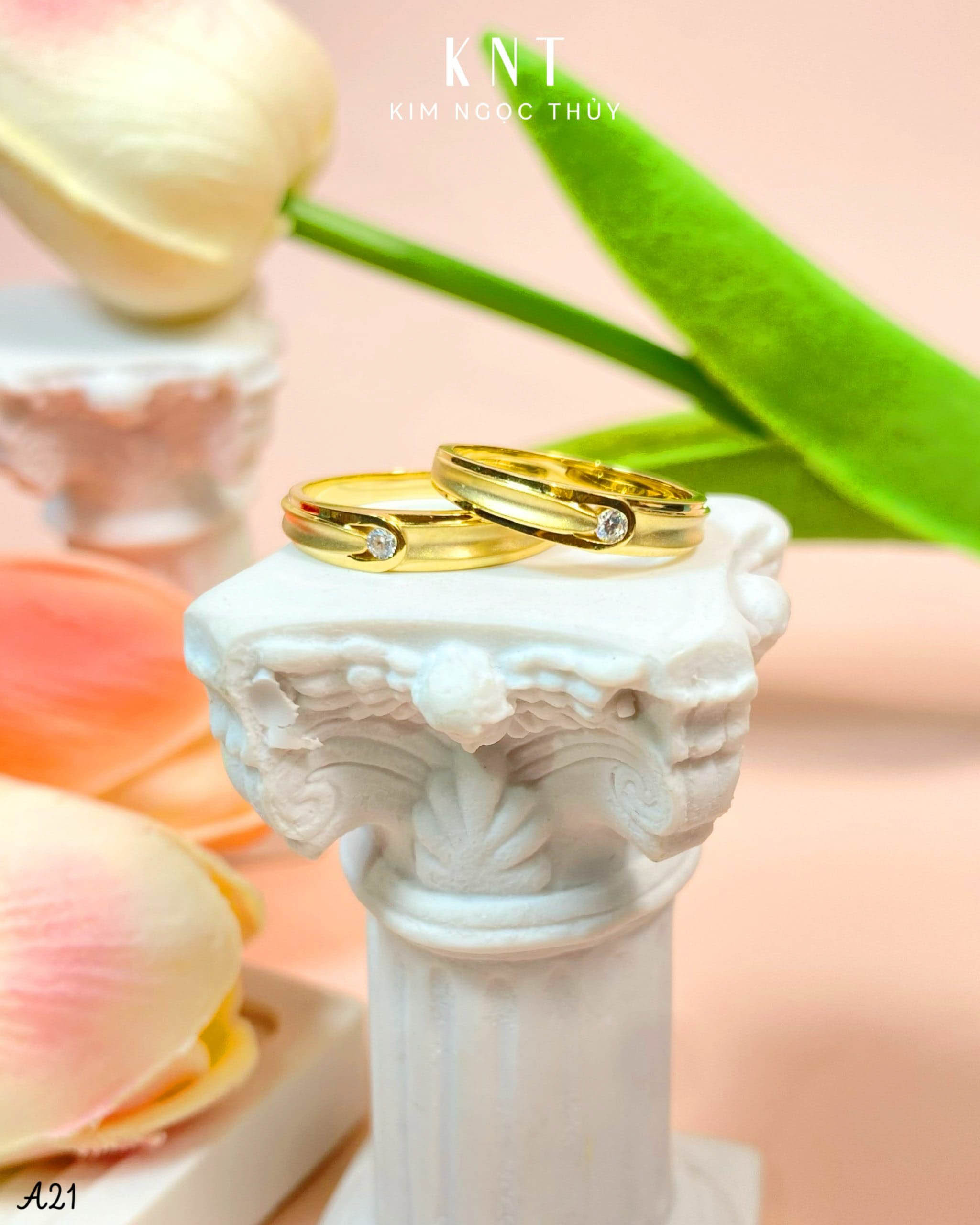 Nhẫn cưới kim cương A21 thiết kế chạy cát nổi bật