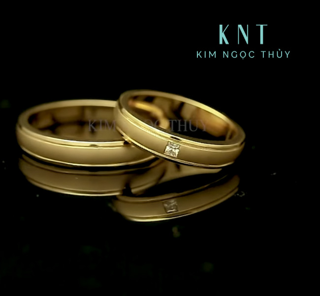 Nhẫn cưới E71 đính đá nhỏ mang đến vẻ đẹp thanh lịch và sang trọng
