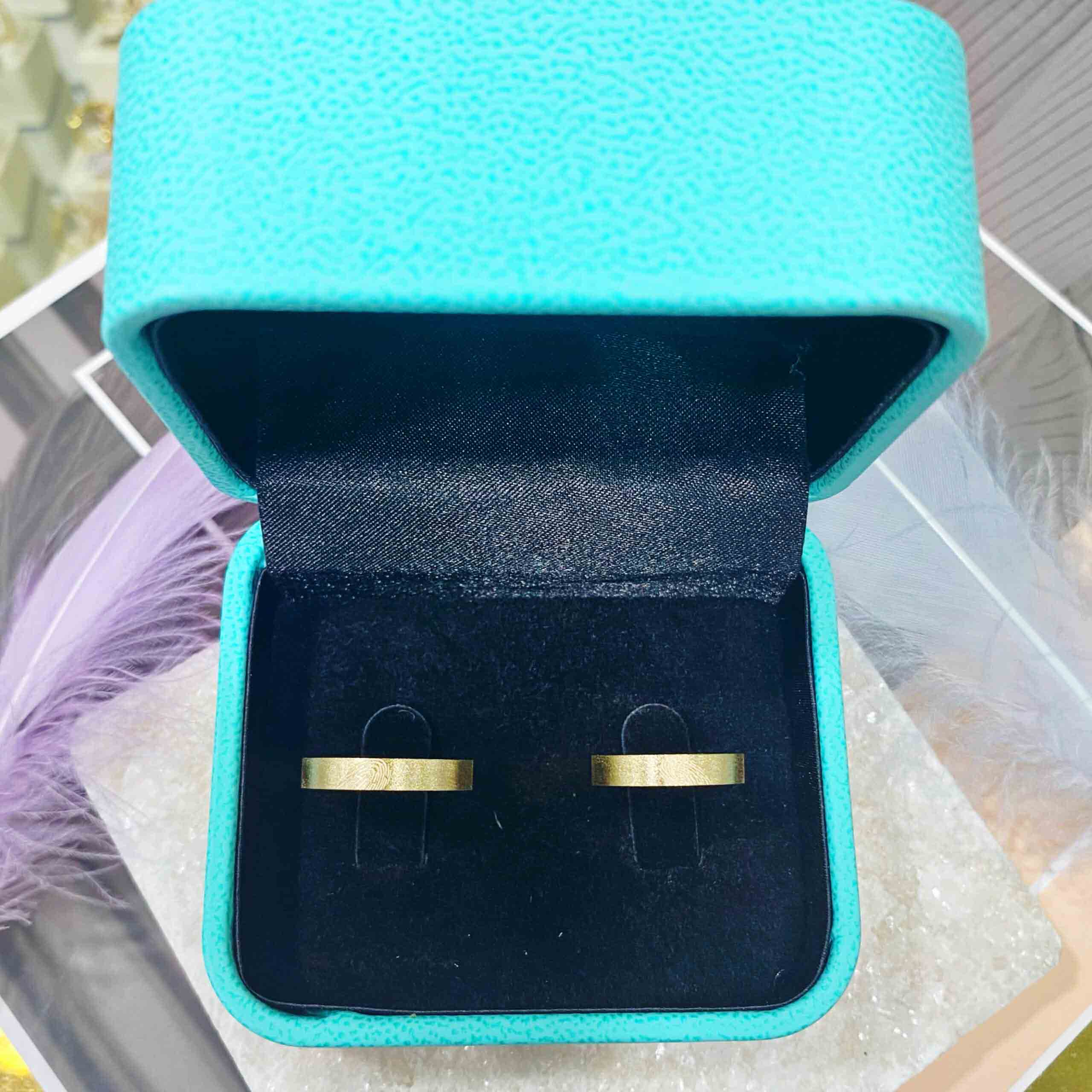 Nhẫn cưới khắc vân tay T5-4L khắc tên miễn phí