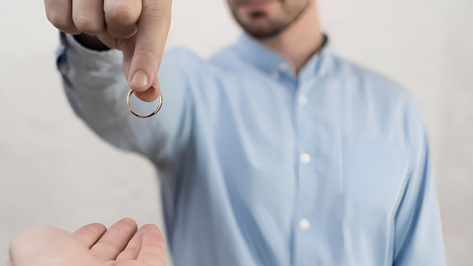 Nhẫn cưới không chỉ đơn thuần là món trang sức giá trị