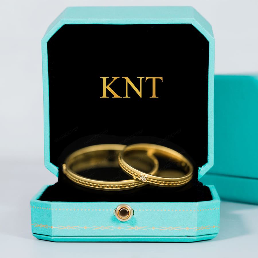 Nhẫn cưới H8 đính đá lấp lánh và sang trọng