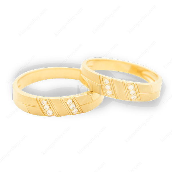 Nhẫn cưới E426 phù hợp với cặp đôi yêu thích sự thanh lịch