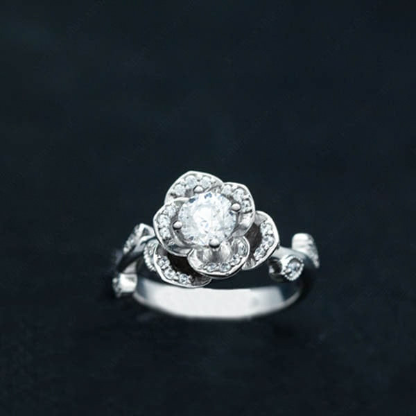 Nhẫn đính hôn R101 thiết kế hoa hồng nổi bật đính đá lấp lánh