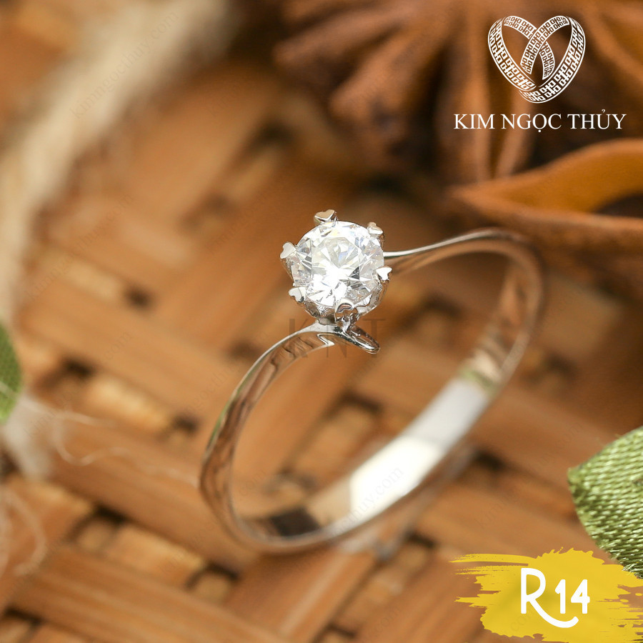 Nhẫn đính hôn R14 thiết kế tối giản tinh tế với bản nhẫn nhỏ
