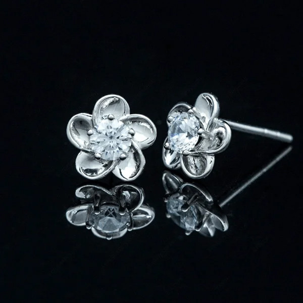 Bông tai B38 Kim Ngọc Thủy: Thiết kế hoa mai tinh tế và sang trọng