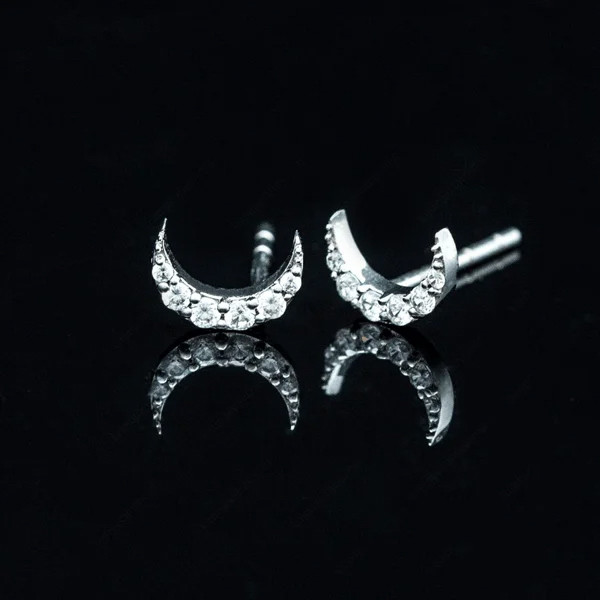 Bông tai B7 mang đến vẻ đẹp hiện đại, trẻ trung.