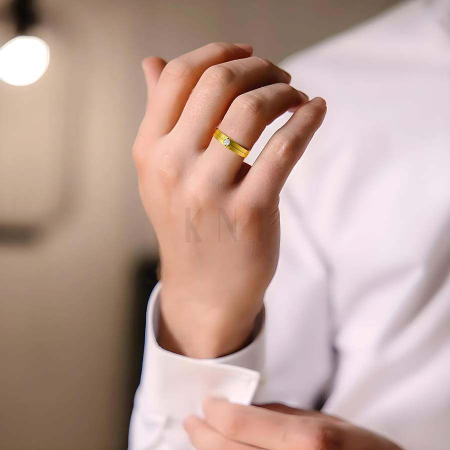 Nhẫn cưới S13 phù hợp nhiều kiểu dáng tay