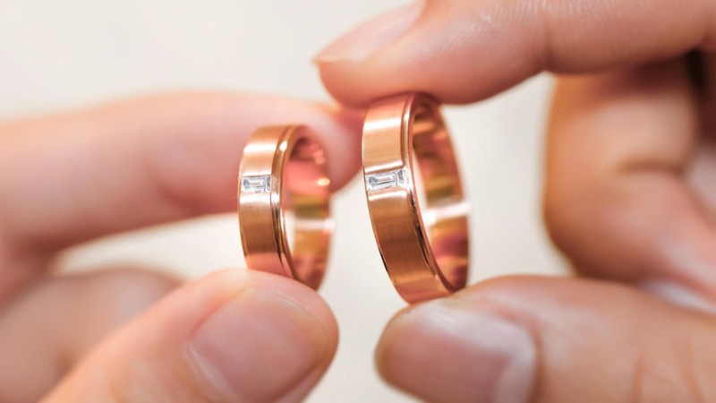 Thiết kế của nhẫn ảnh hưởng nhiều đến trọng lượng vàng