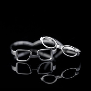 Nhẫn cặp vàng CV50 có thiết kế độc đáo và trẻ trung