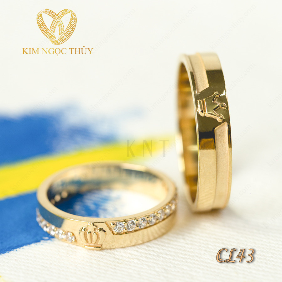 Nhẫn cưới CL43 thiết kế hiện đại với hình vương miện độc đáo