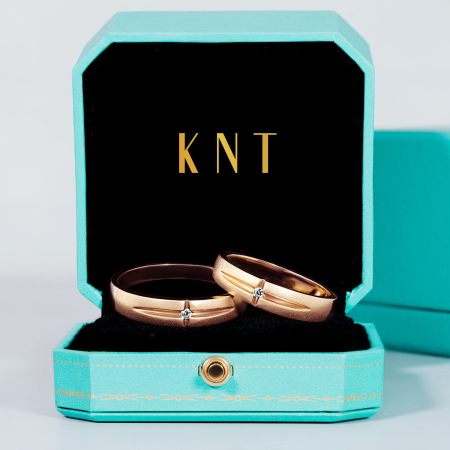 Nhẫn cưới C15 màu vàng hồng đính đá lấp lánh