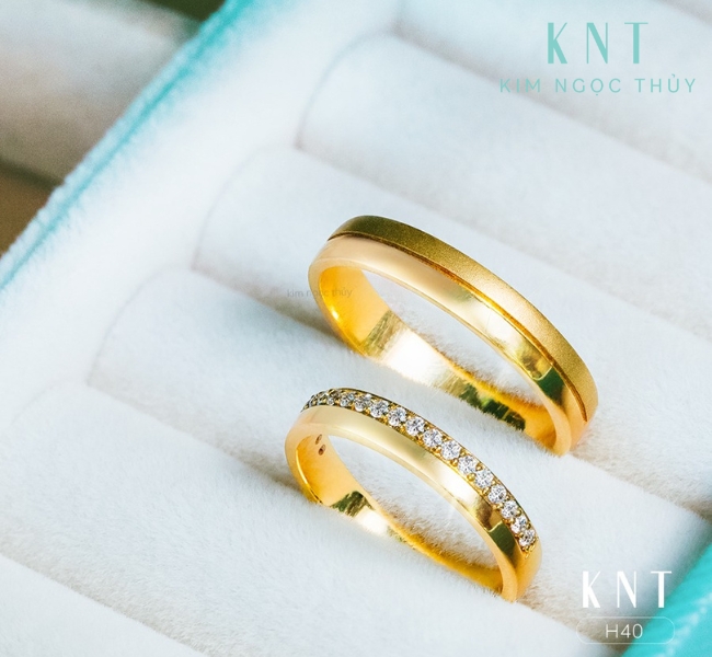 Đánh bóng vàng Ý 