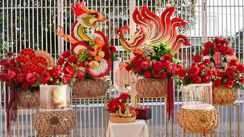 Kiểm tra toàn bộ sính lễ trước khi di chuyển đến nhà gái