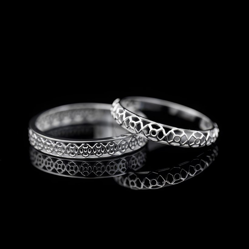 Nhẫn cặp vàng CV102: Thiết kế hoa văn cổ điển, chất vàng 10K cao cấp