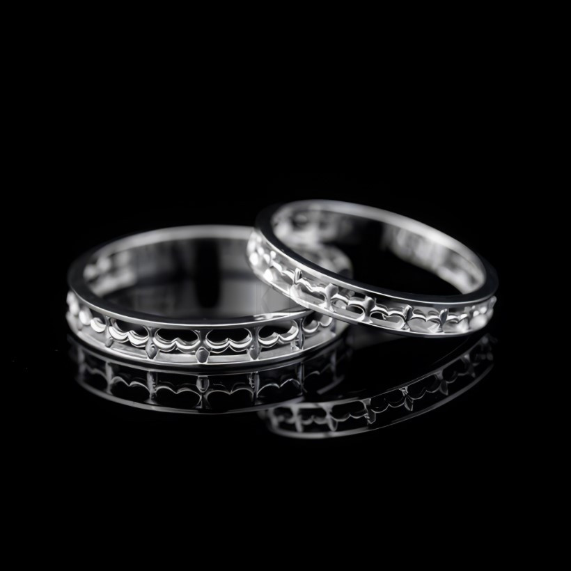 Nhẫn cặp vàng CV104: Thiết kế từ vàng 10K, hoa văn sang trọng