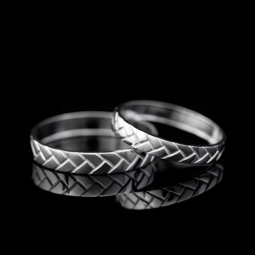 Nhẫn cặp vàng CV31 thiết kế tinh tế, hiện đại từ vàng 10K