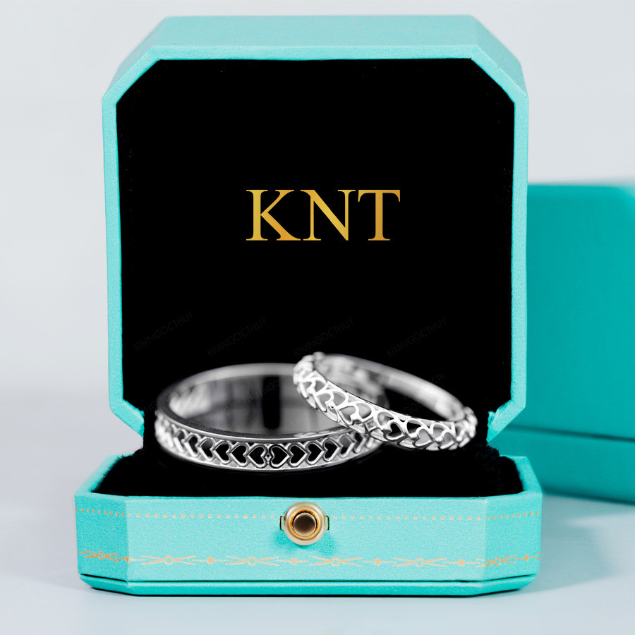 Nhẫn cặp vàng CV56 thiết kế hình trái tim độc đáo và mới lạ