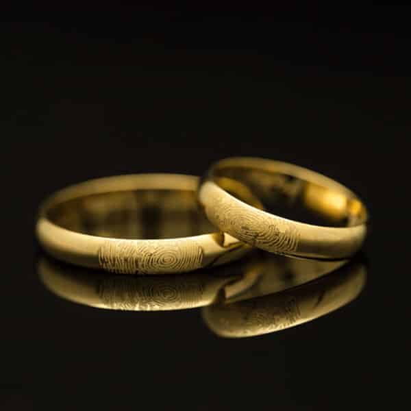 Nhẫn cưới t4 khắc vân tay