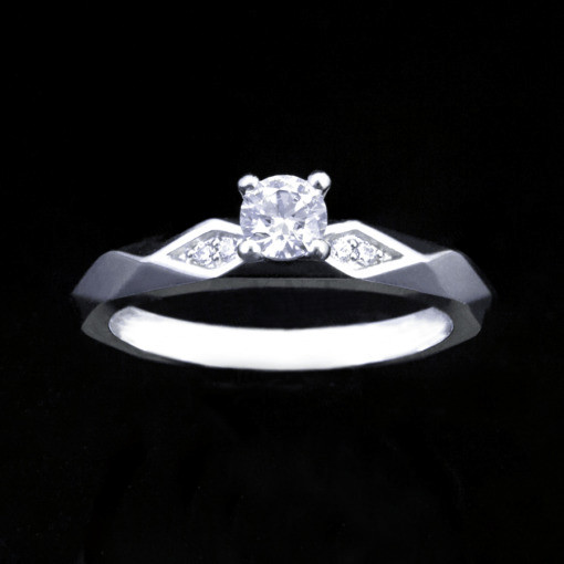 Nhẫn đính hôn R306 mặt nhẫn góc cạnh độc đáo