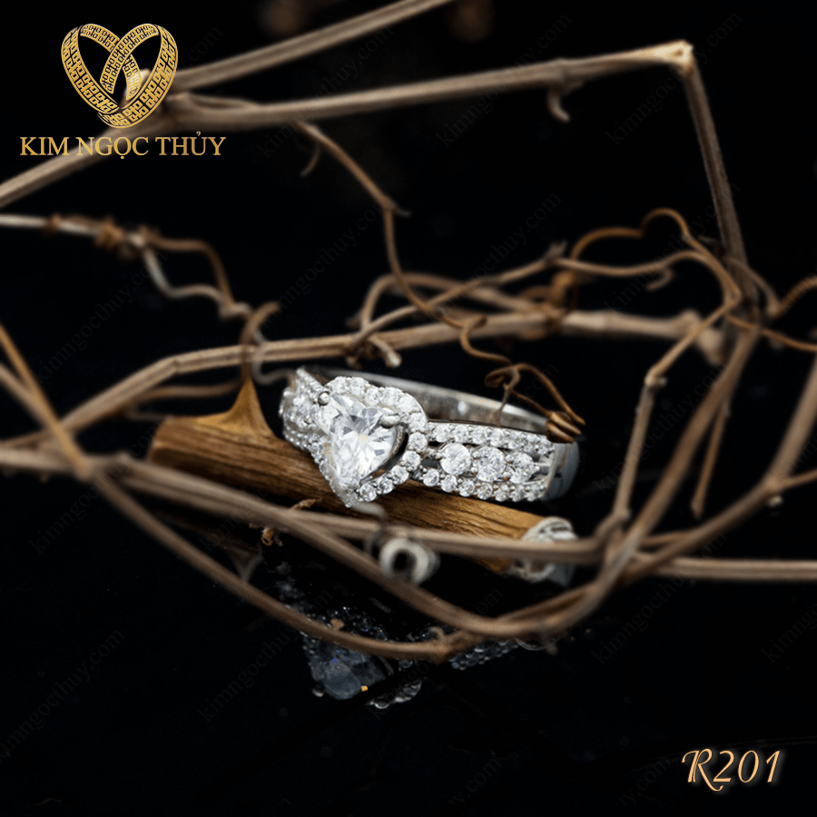 nhẫn cầu hôn nhẫn cầu hôn