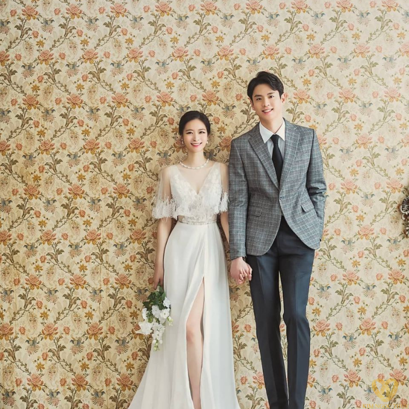 NÊN CHỤP ẢNH CƯỚI PHIM TRƯỜNG HAY STUDIO