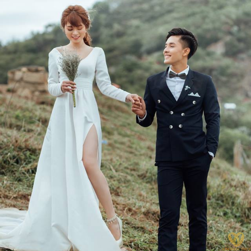 NÊN CHỤP ẢNH CƯỚI PHIM TRƯỜNG HAY STUDIO