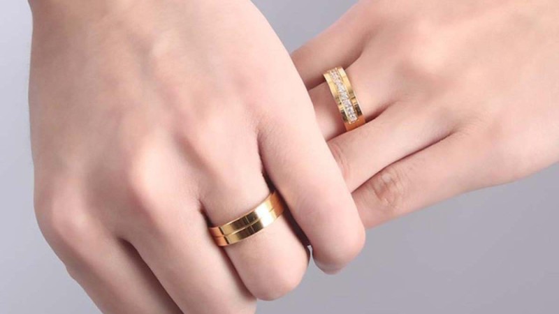 Nhẫn cưới là vật đính ước mang tính thiêng liêng đối với đời sống vợ chồng