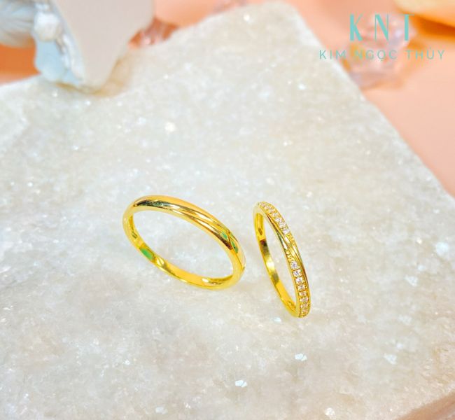 Nhẫn cưới của hai vợ chồng không được quá khác nhau về hình dáng