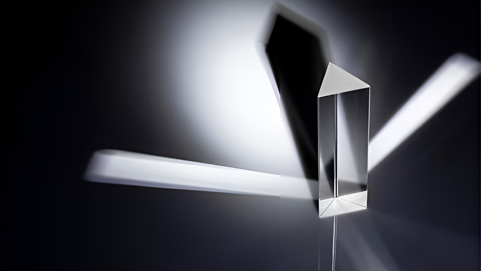 Cấu trúc tinh thể là yếu tố làm ánh sáng thay đổi các đường đi