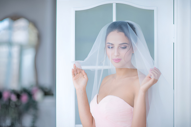 Khăn voan cô dâu: Hành trình lịch sử ngàn năm.