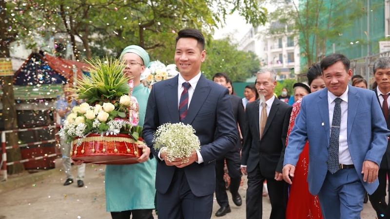 Gia đình nhà trai nên xác định chính xác thời gian xuất phát để kịp giờ làm lễ