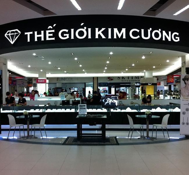 Thế Giới Kim Cương