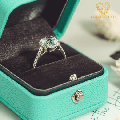 Nhẫn đính hôn DH14 thiết kế sang trọng và lấp lánh