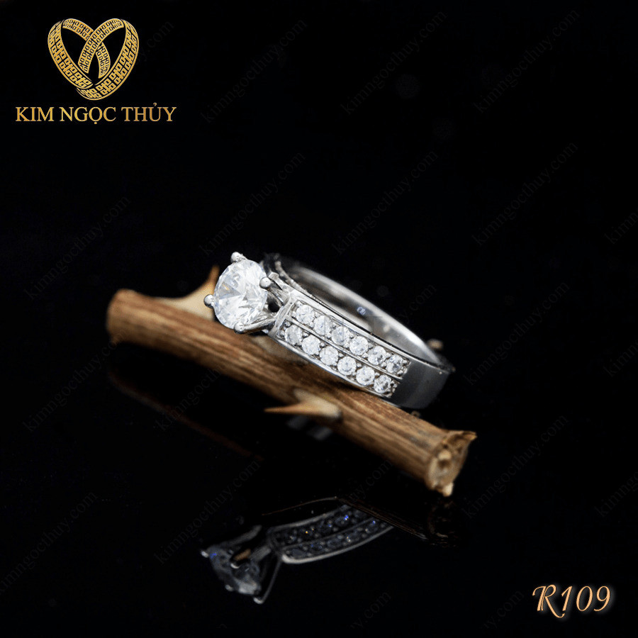 Nhẫn đính hôn R109 thiết kế 2 hàng đá nổi bật sang trọng