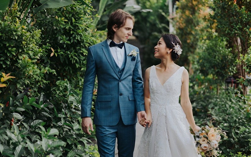 Cặp đôi đang lắng nghe và thấu hiểu nhau