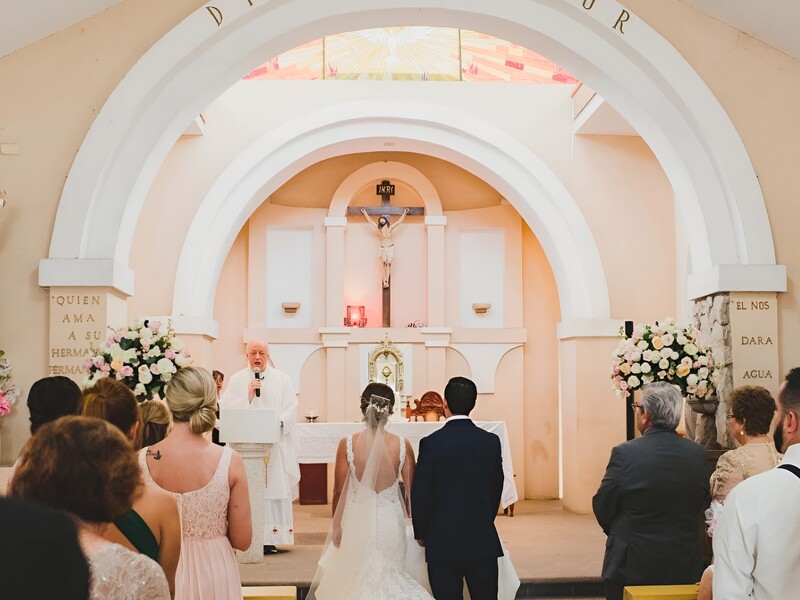 Dâng hiến tình yêu cho Chúa.