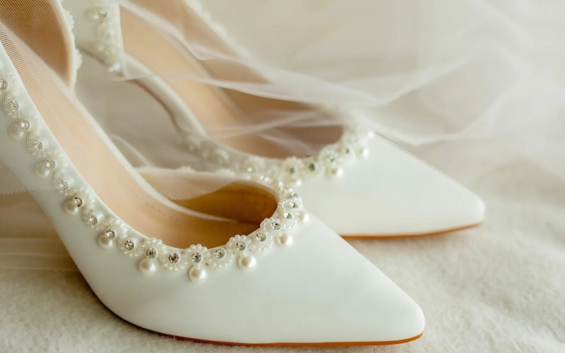 Các loại chất liệu giày cưới khác nhau