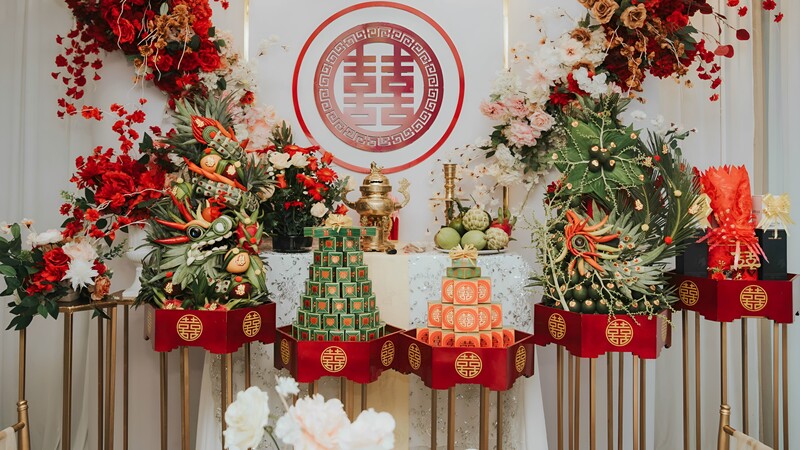 Chuẩn bị mâm quả chu đáo.