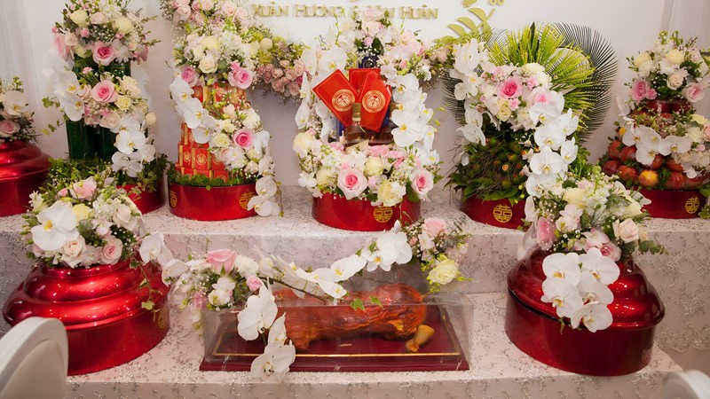 Dự trù chi phí mâm quả.