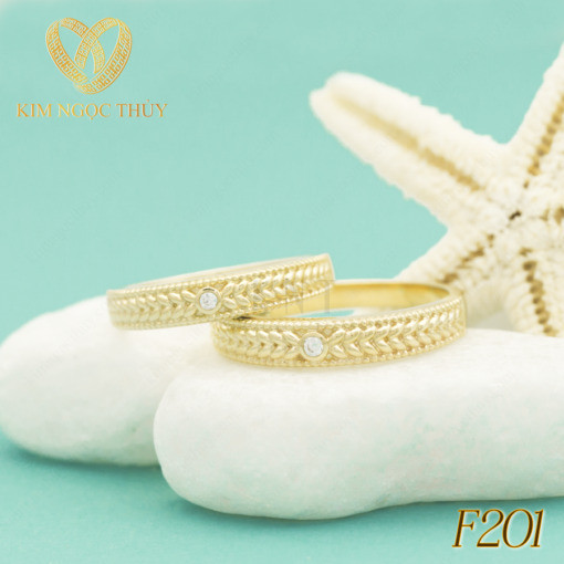 Nhẫn cưới F201 phù hợp với cặp đôi yêu thích sự thanh lịch