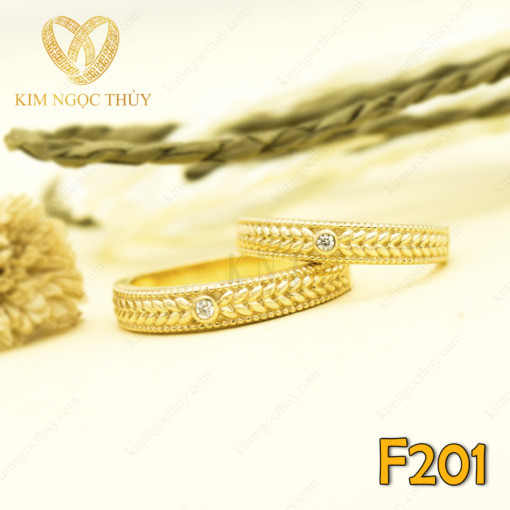 Nhẫn cưới F201 chạm khắc hoa văn tinh tế và tỉ mỉ