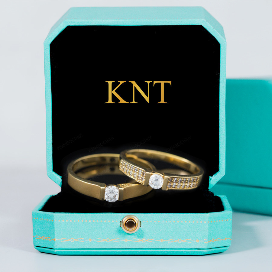 Nhẫn cưới SM đính đá chủ lớn sang trọng