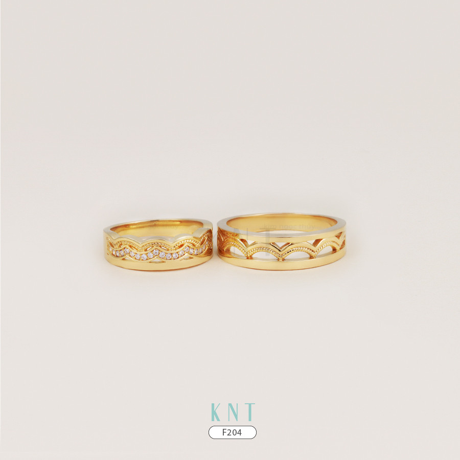 Nhẫn cưới F204 họa tiết sóng uốn lượn mềm mại