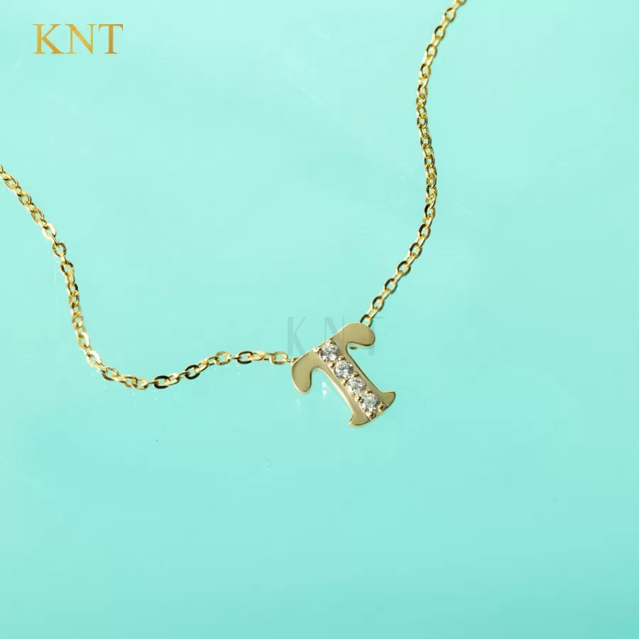 Dây chuyền vàng Freedom Sky Chữ T: Chất liệu cao cấp, thiết kế hiện đại