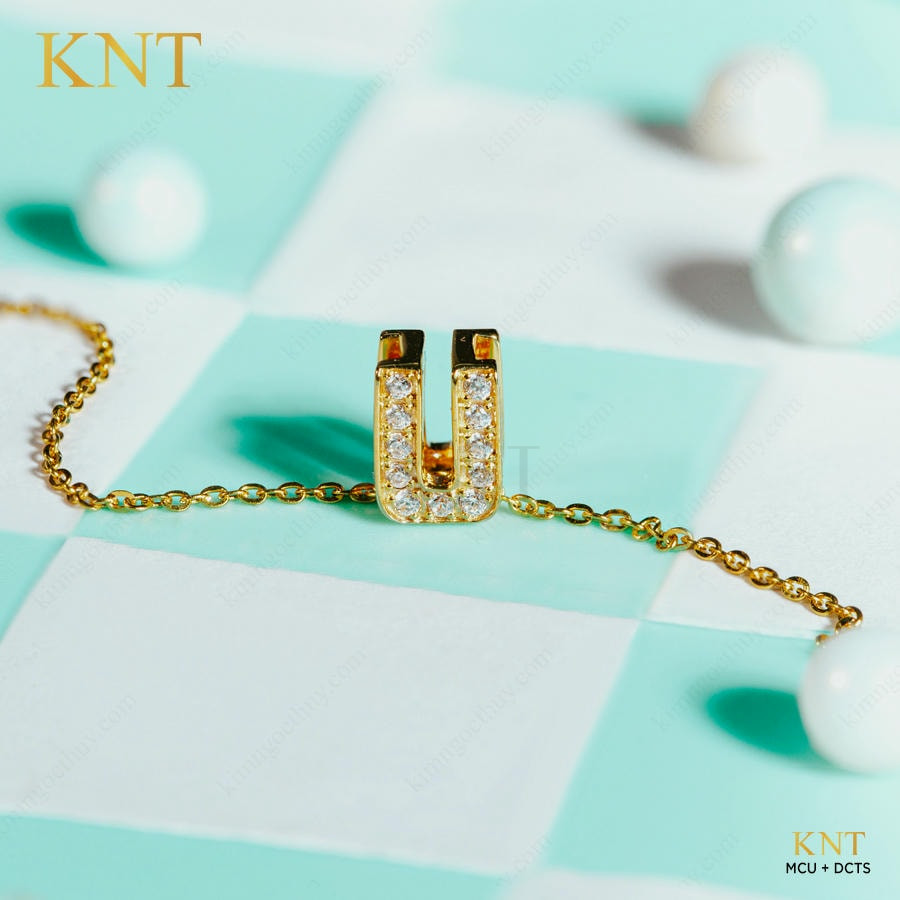 Mặt dây chuyền Sea La Vie chữ U - Điểm nhấn tinh tế cho phong cách của bạn.