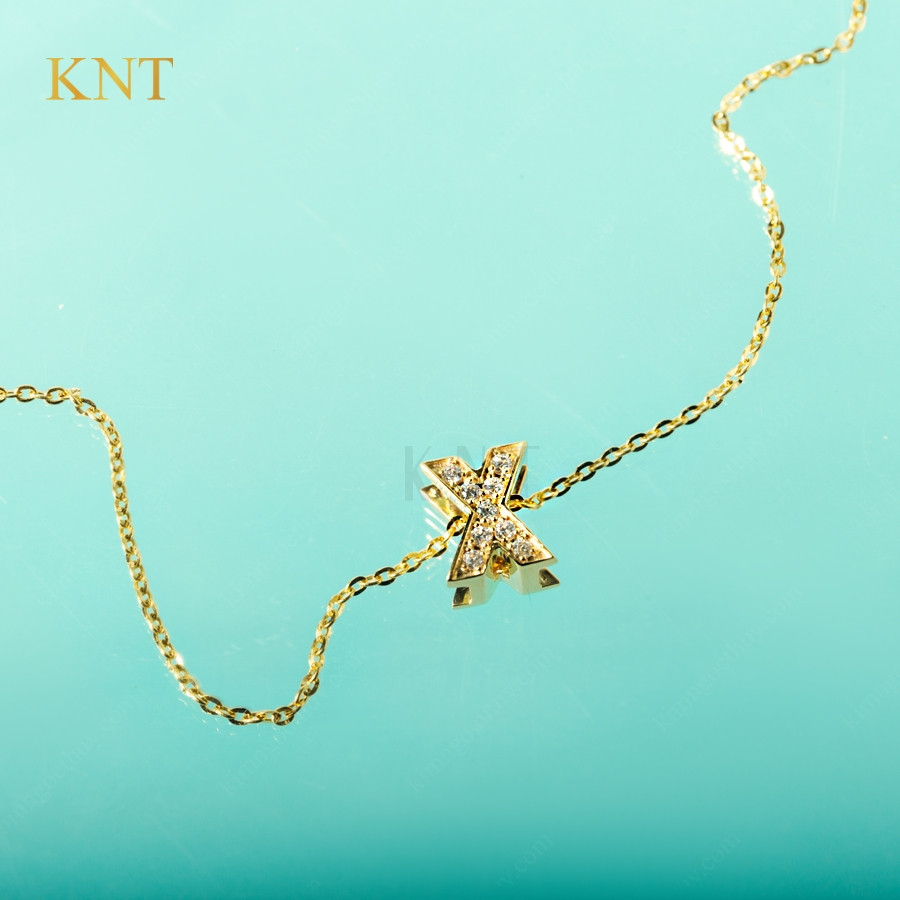 Mặt dây chuyền Sea La Vie chữ X thiết kế độc đáo, phá cách