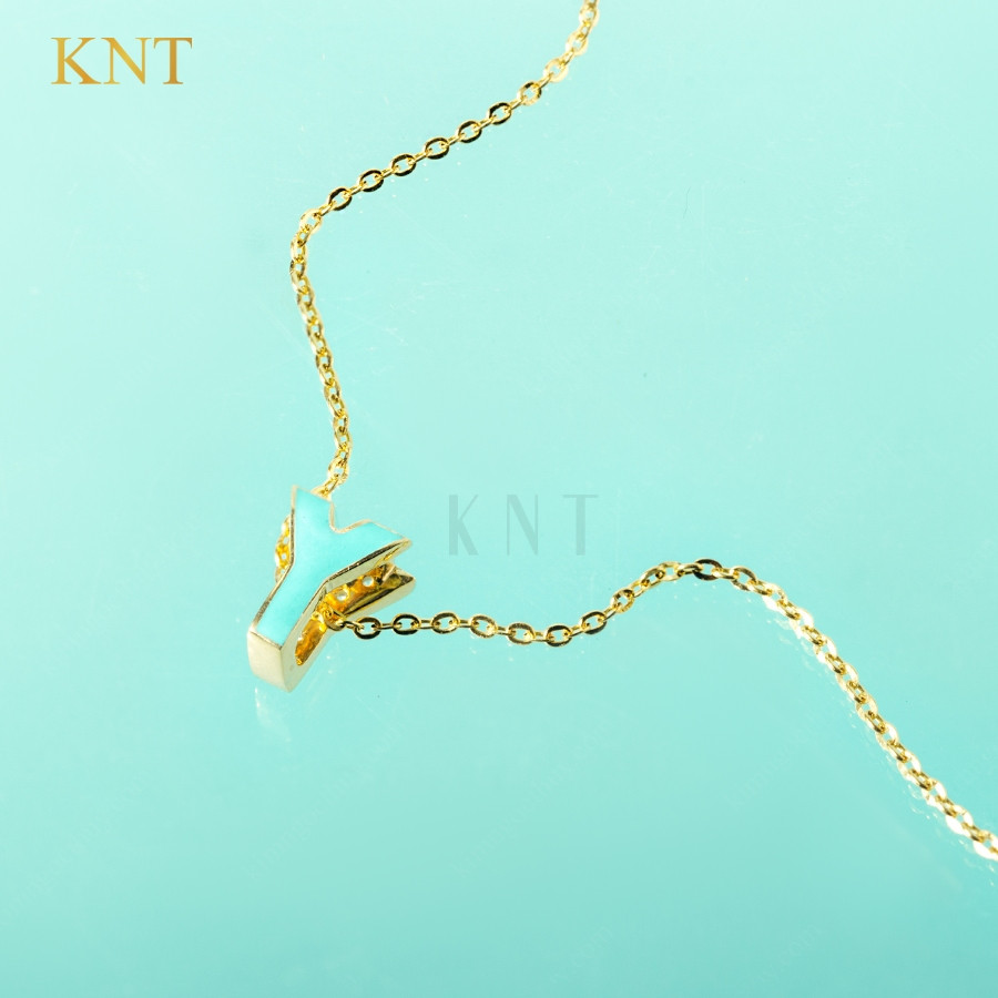 Mặt dây chuyền Sea La Vie chữ Y: Thiết kế hai mặt tinh xảo với đá và sứ xanh biển